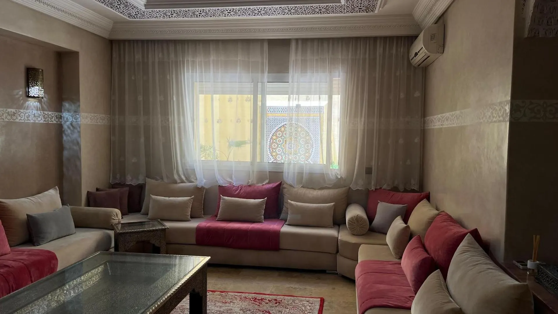 Apartment Duplex In City Center - Patio & Parking Marrakesh